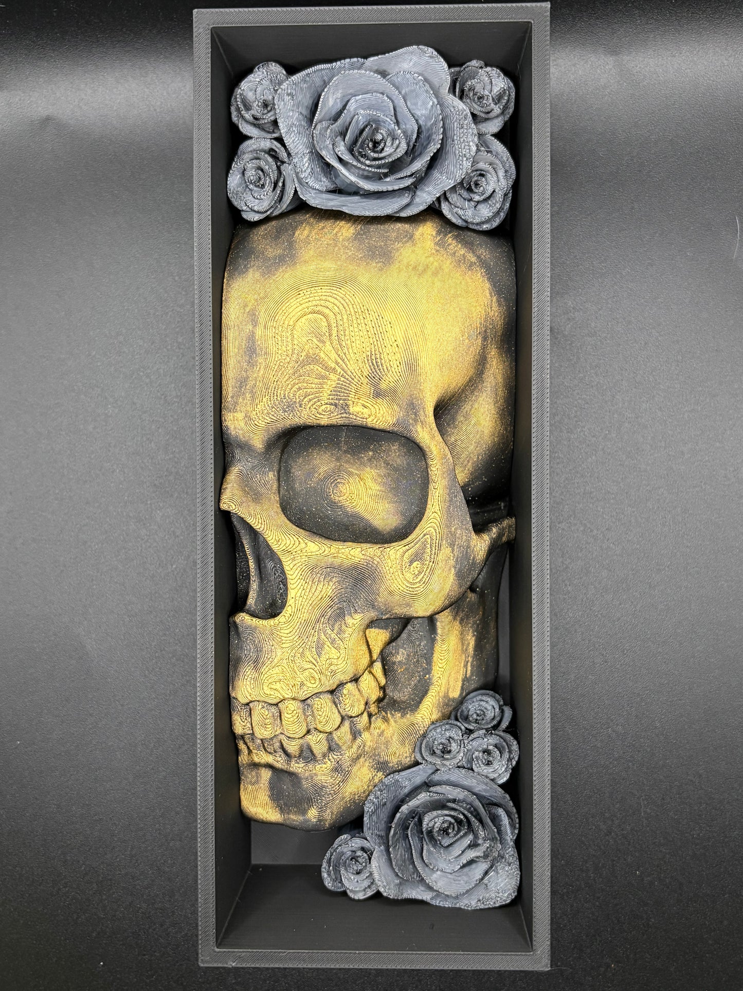 Skull & Roses Book Nook